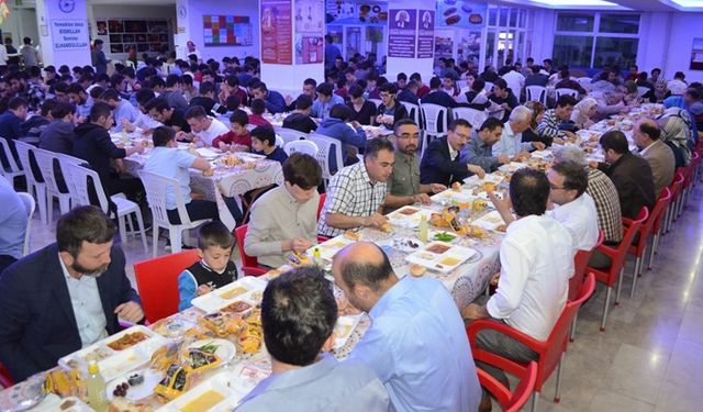 Gençlik koordinatörlüğü iftarı