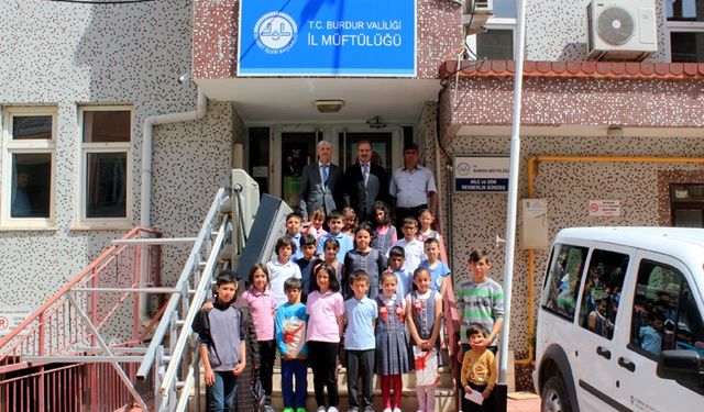 Küçük ellerden büyük “infak”