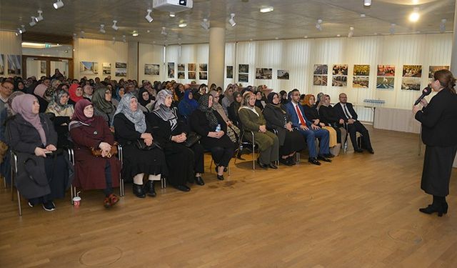 DİTİB‘de “Aile İçi İletişim” Semineri