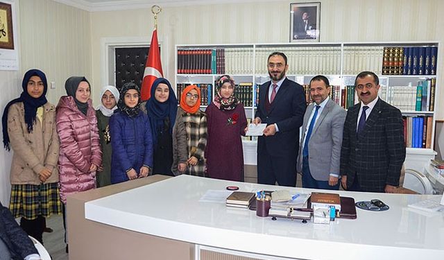 İmam Hatip gençliği yetimleri unutmadı