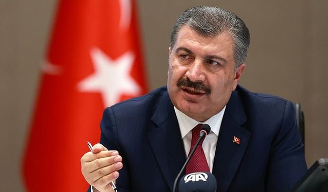 Koca: Sağlık çalışanlarımızın yükünü azaltmalıyız