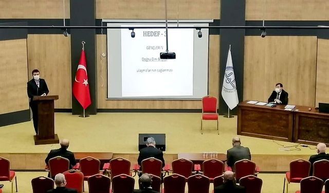 Müftülük ve il milli eğitim müdürlüğü gençler için bir araya geldi