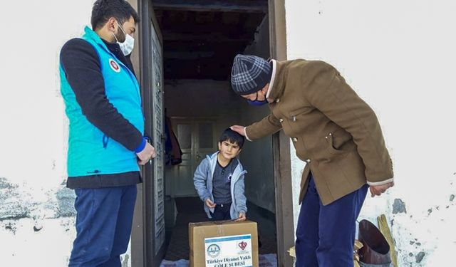 Bize düşen gönül adamı olmaktır