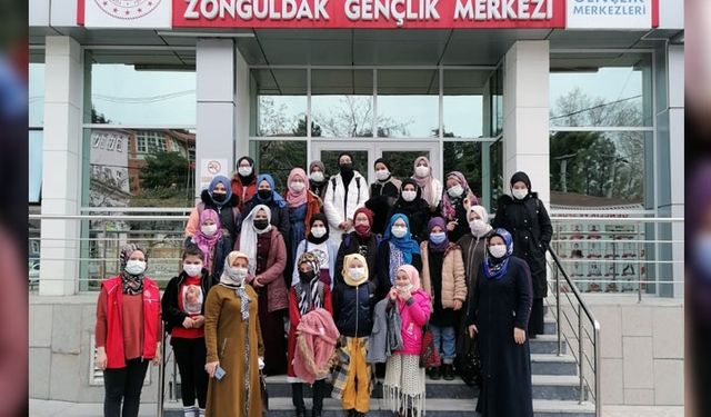 Hafızlar gençlik merkezinde buluştu