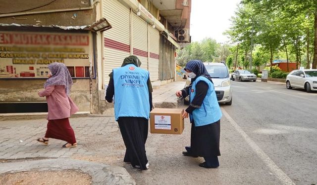 İhtiyaç sahiplerine Ramazan yardımı ulaştırılıyor