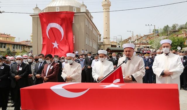 Kütahya şehidini uğurladı