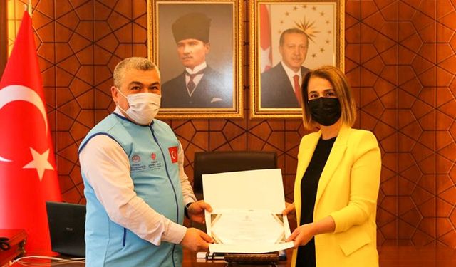 Vali Becel kurban vekaletini Türkiye Diyanet Vakfı’na verdi
