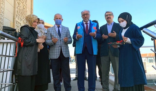 Ankara'da "Gönül Kütüphanesi" için kermes