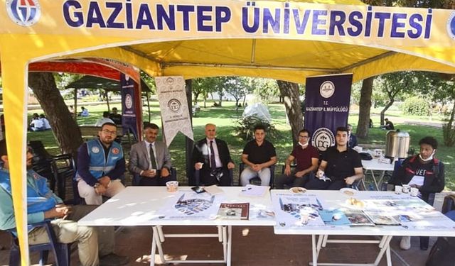 Üniversiteyi kazanan gençlere müftülükler rehberlik ediyor