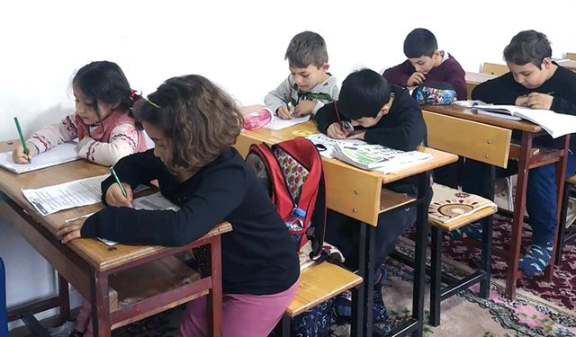Din görevlisinden ‘Ödevini Getir, Camide Yapalım’ projesi