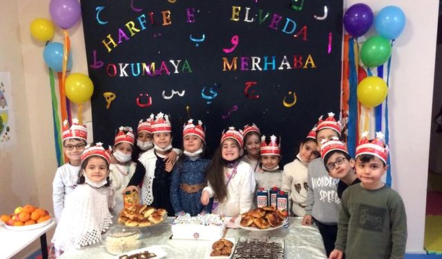 Minikler Kur'an'a geçmenin sevincini yaşadı