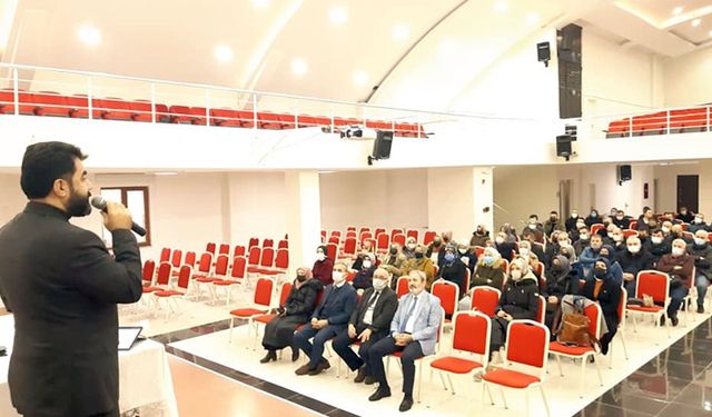 Müftülük öğretmenlere yönelik konferans düzenledi