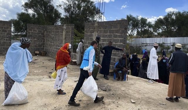 Lyon DİTİB Kenya'da 3 bin 500 aileye  gıda yardımı ulaştırdı