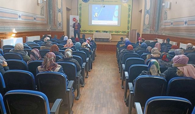 Edirne'de din görevlilerine seminer