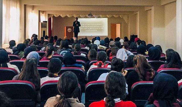 Silopi'de değerler eğitimleri sürüyor