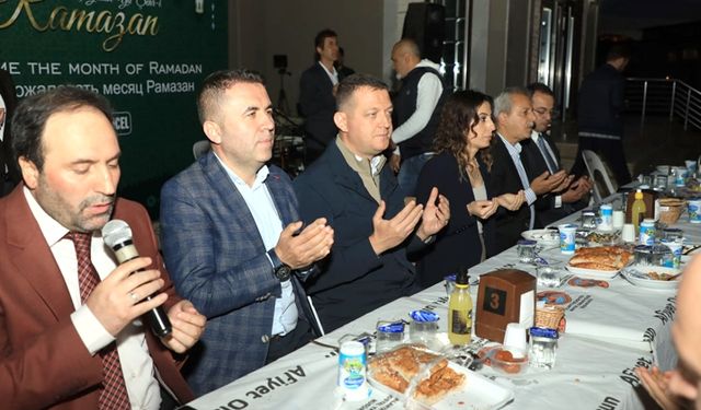 Alanya'da yerleşik yabancılar birlikte iftar yaptı