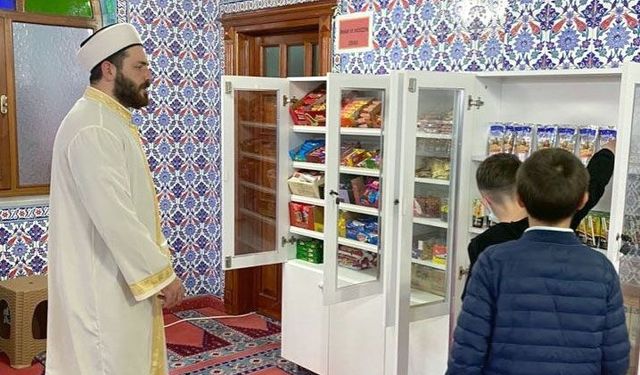 Çiftlikköy'de 'cami çocuk market' açıldı