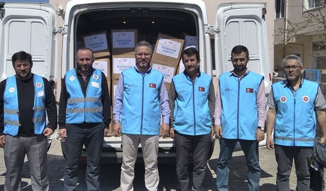 Gökçebey'de 200 aileye Ramazan yardımı ulaştırıldı