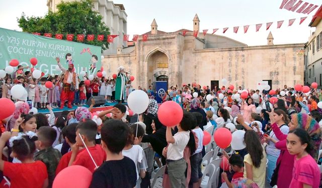 Tarsus'ta minikler şenlikte buluştu