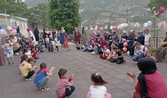 Minikler Kadim Oyunlar Şenliği'nde buluştu