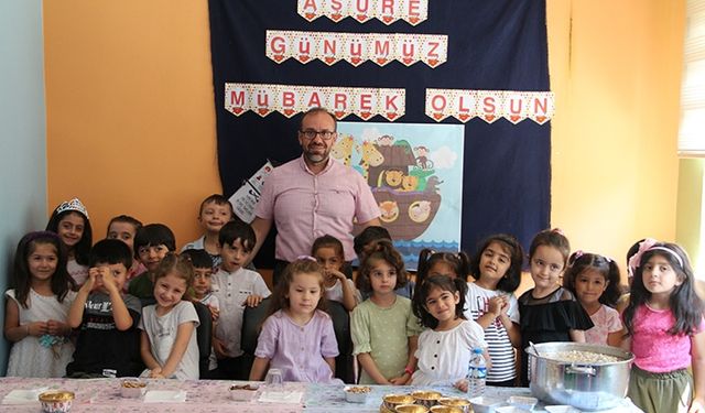 Miniklerden 'aşure günü' etkinliği