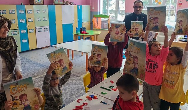 Miniklere 'Cim' dergisi hediye edildi