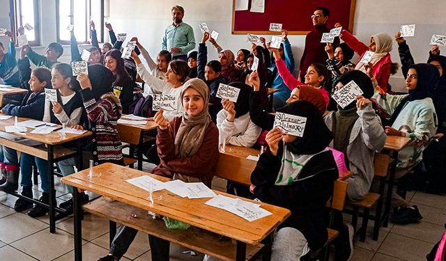 Bağlar'da "Büyüklerime Saygılıyım" etkinliği