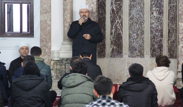 Müftü Tahiroğlu: Camiler kardeşliğimizi kuvvetlendiren en önemli mekanlardır