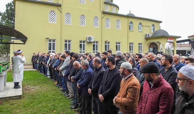 Bayındır Müftüsü Karacan, ebediyete uğurlandı