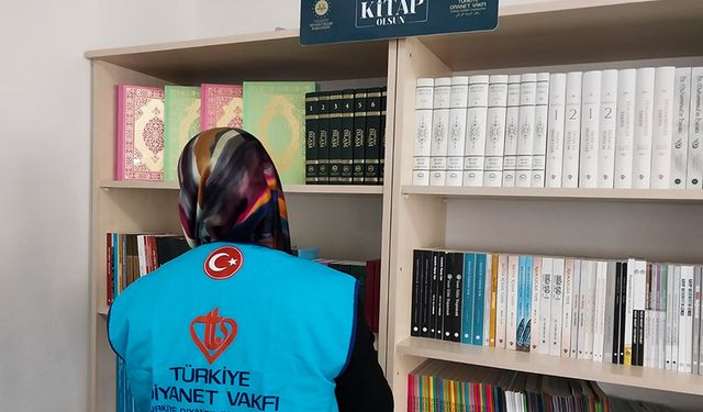 Eskişehir’de hediye edilen kitaplar öğrencilere ulaştırıldı