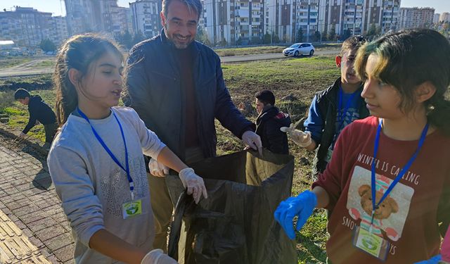 Öğrencilerden "temiz insan, temiz çevre" etkinliği