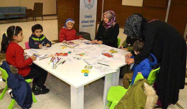 Müftülüklerin depremzede ailelere yönelik etkinlikleri sürüyor