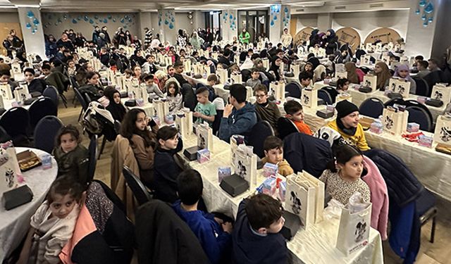 Berlin Şehitlik Camii’nde çocuklara özel iftar programı düzenlendi