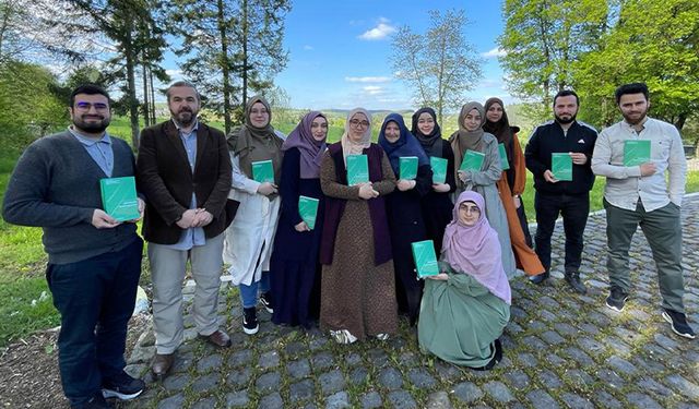 Almanya'da manevi rehberler teorik eğitimi tamamlandı