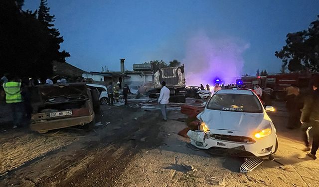 Hatay'da zincirleme trafik kazası: 12 kişi vefat etti