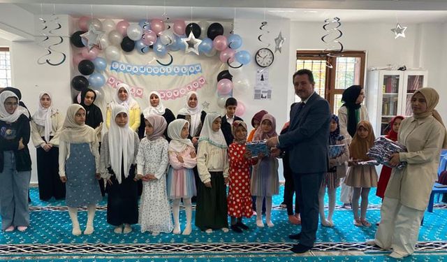 Şırnak'ta çocuklar Kur'an'a geçmenin sevincini yaşadı