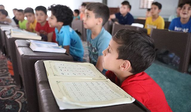 İstanbul'da 4 bini aşkın merkezde "Yaz Kur'an Kursları" düzenlenecek