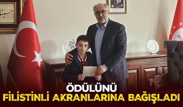 Ödülünü Filistinli akranlarına bağışladı