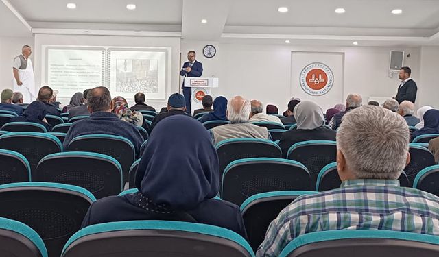 Akşehir'de "Hac Eğitim Semineri" düzenlendi