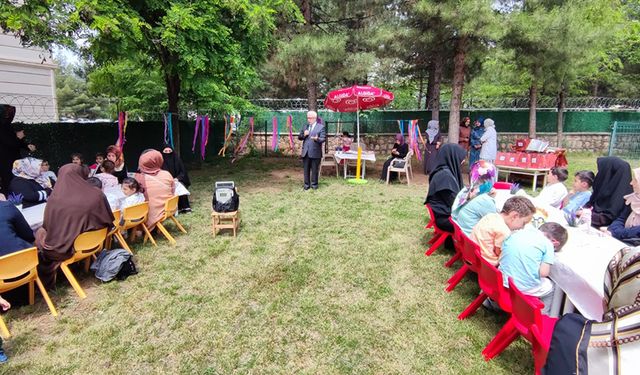 Müftülük, minikler ve annelerini buluşturdu