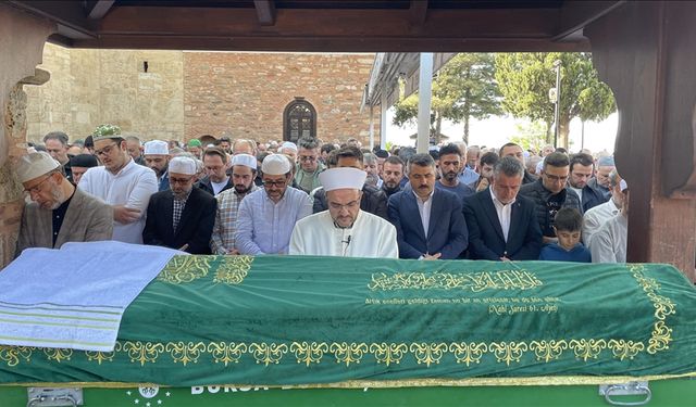 "Ayasofya davası"nı kazanan İsmail Kandemir'in cenazesi toprağa verildi