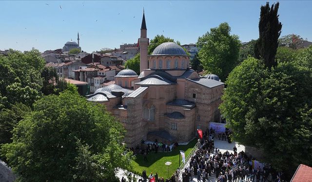 Kariye Camii ibadete açıldı