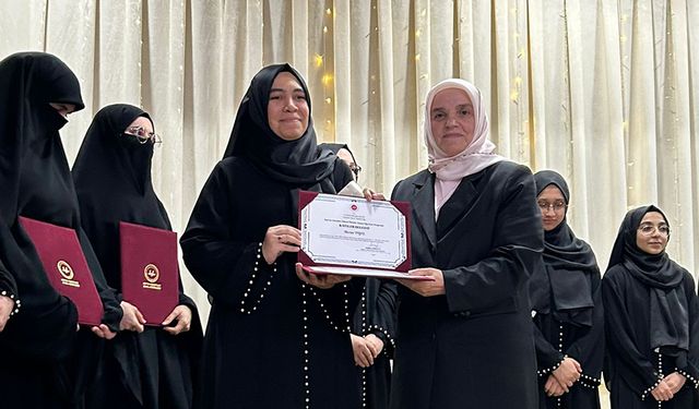 Bağcılar'da Temel İslami İlimler projesi ilk mezunlarını verdi