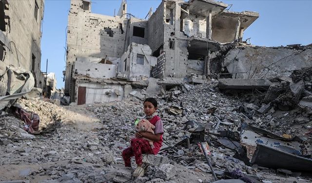 Katil İsrail'in 258 gündür saldırılarını sürdürdüğü Gazze'de şehit sayısı 37 bin 431'e çıktı