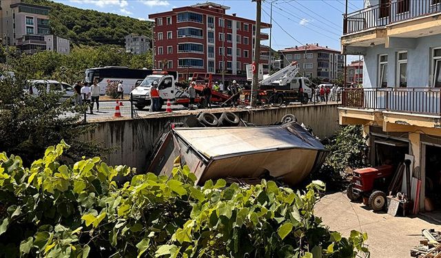 Samsun'da trafik kazasında 11 kişi yaralandı
