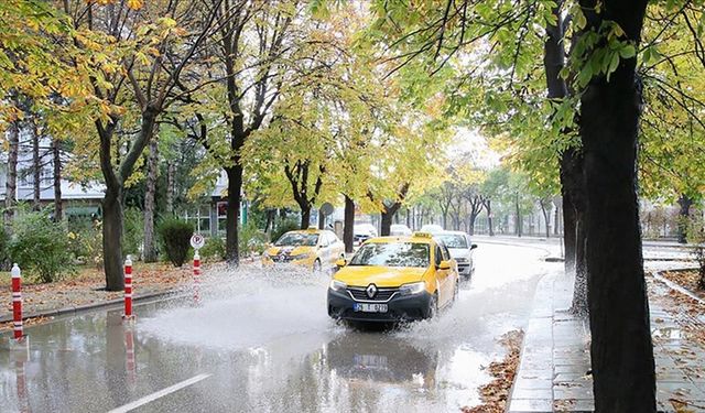 İç Batı Anadolu için gök gürültülü sağanak uyarısı