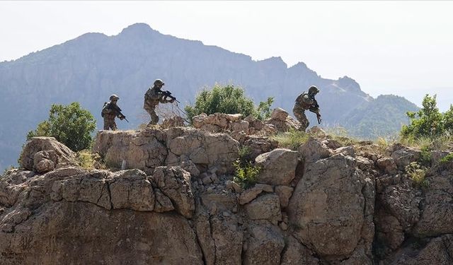 Irak ve Suriye'nin kuzeyinde 7 terörist etkisiz hale getirildi