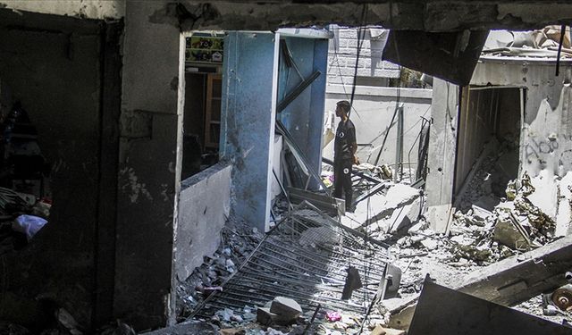Katil İsrail güçleri Gazze'de sivillerin sığındığı okulu bombaladı: 5 şehit oldu, 15 kişi yaralandı