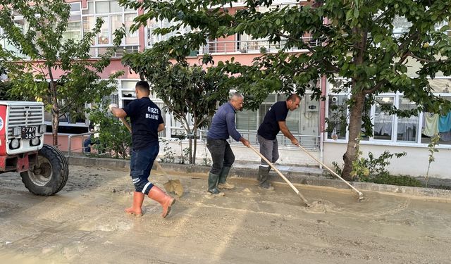 Sinop'taki sağanakta 87 evde hasar oluştu