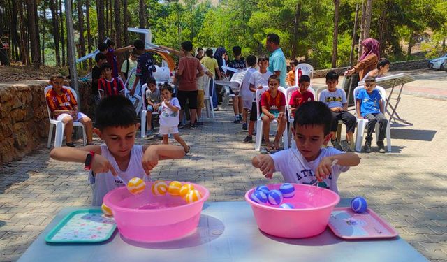 Anamur’da çocuklar "Kadim Oyunlar Şenliği"nde buluştu